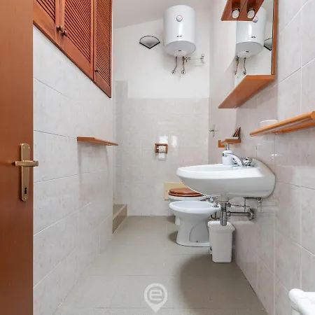 Casa Azalea - Vakantiehuis Villasimius